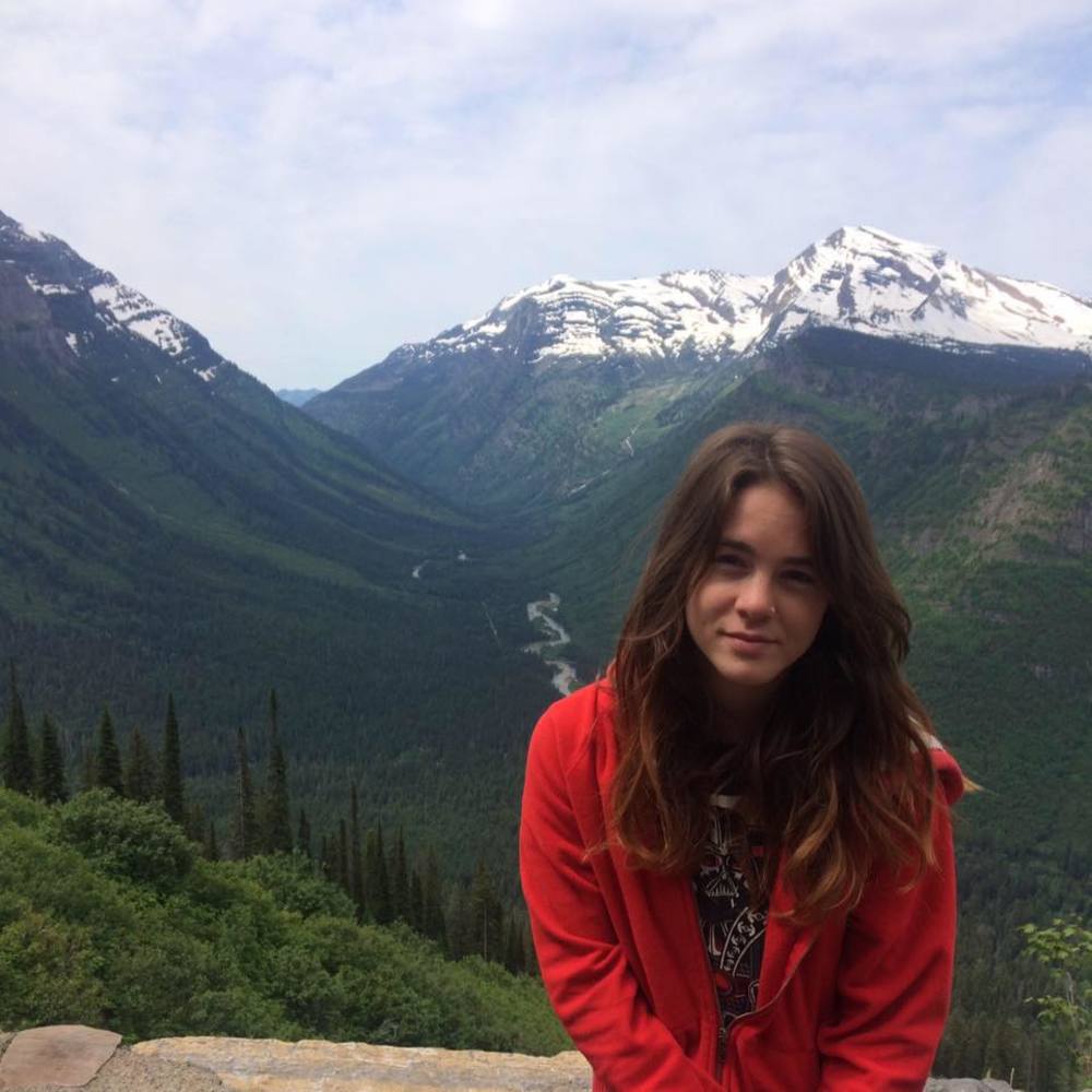 Meet your Posher, Michaela